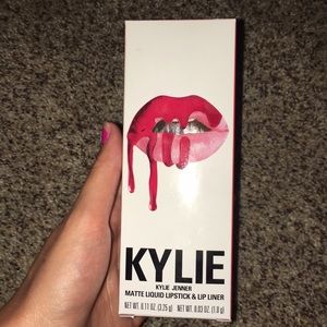 NEW AUTHENTIC Mary Jo Lip kit